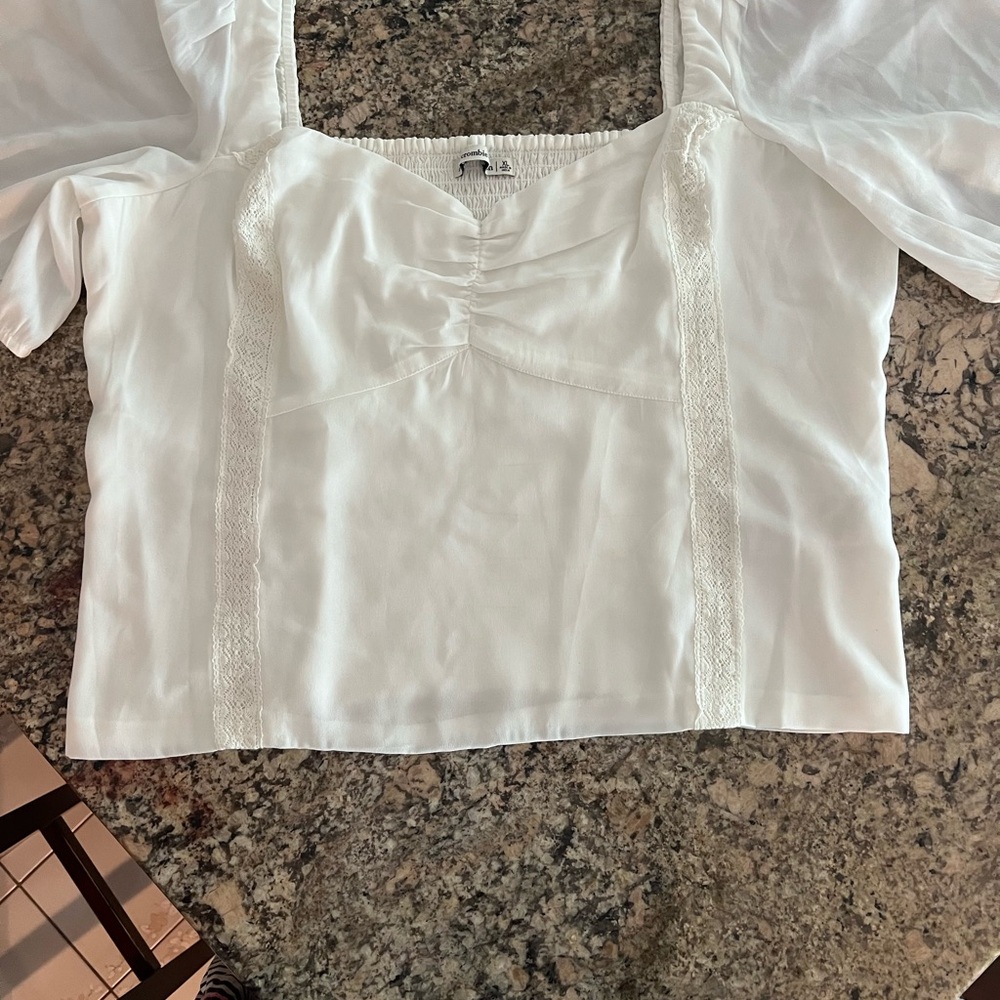 Abercrombie & Fitch White Puff Sleeve Crop Blouse